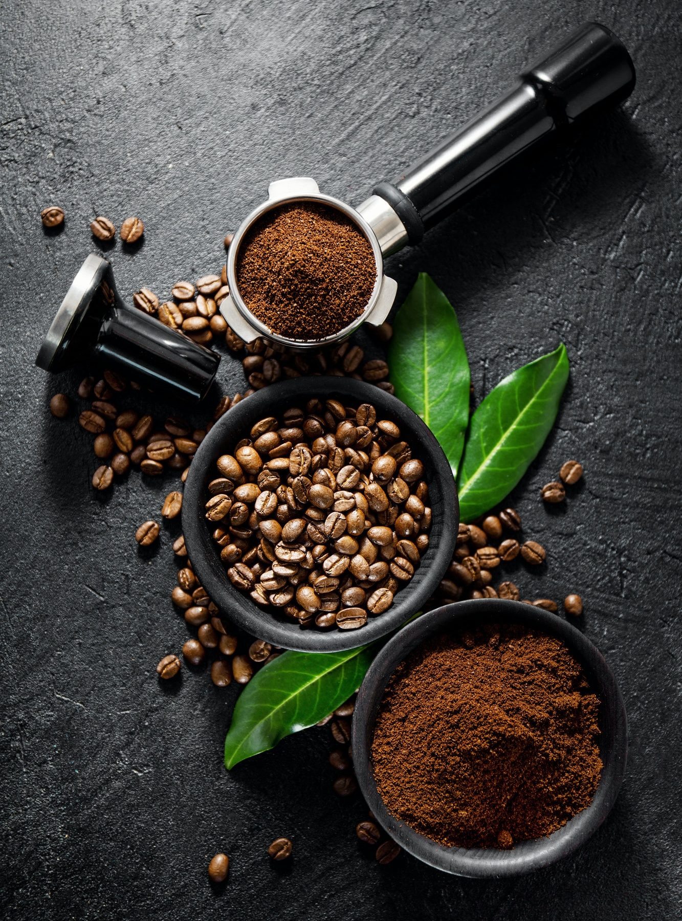 Inicio 3 coffee beans with props for making coffee e1624585646810